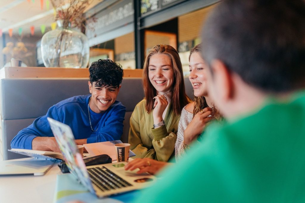 Jantina_Talsma_CorporateJongeren_Drachten_test 350 Firda en NIVO; foto Jantina Talsma